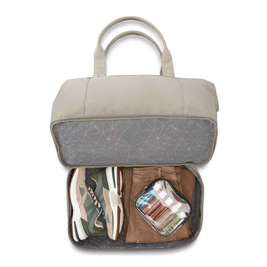 Samsonite Companion Bags Weekender in the color Limestone Grey. image number 6